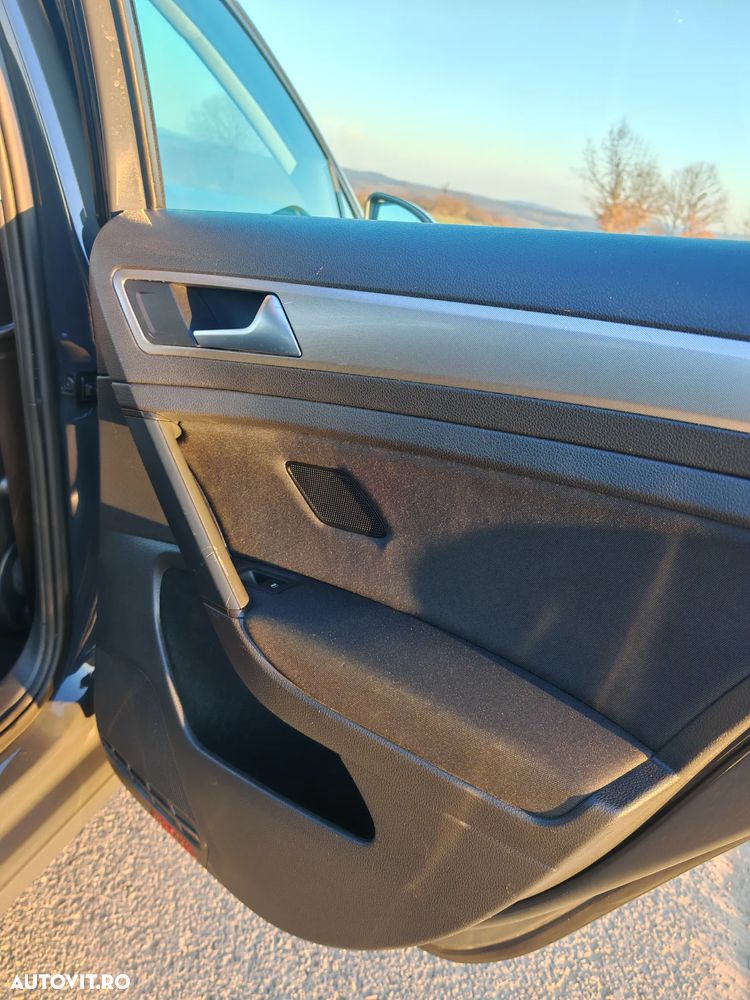 Volkswagen Golf 1.6 TDI (BlueMotion Technology) Comfortline - 16