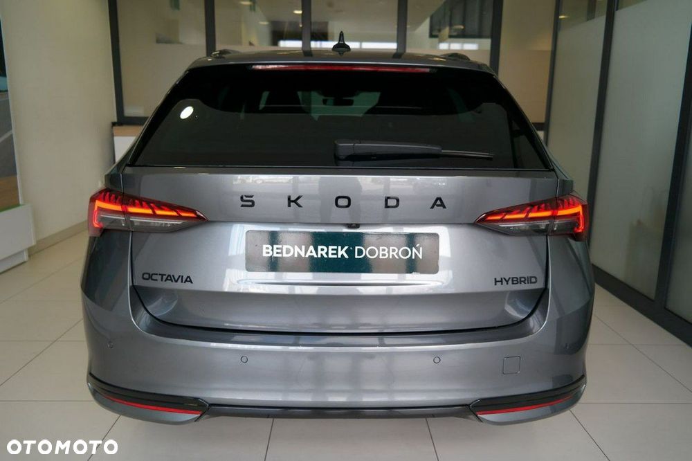 Skoda Octavia - 7