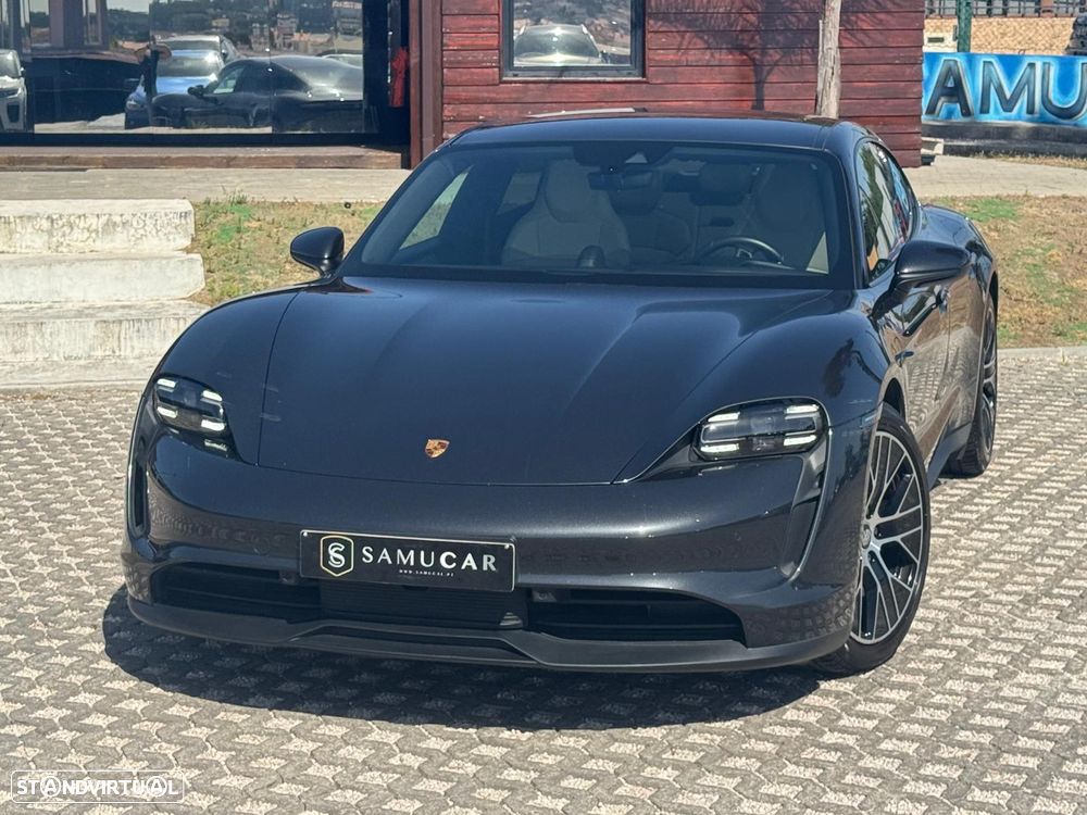 Porsche Taycan - 15