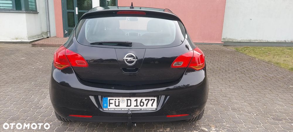 Opel Astra 1.6 Edition 111 Jahre - 7