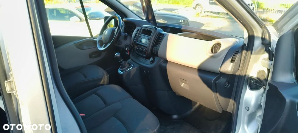 Renault Trafic - 9
