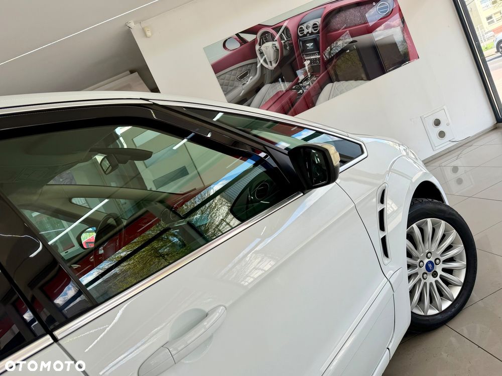 Ford S-Max 2.0 TDCi DPF Titanium X - 38