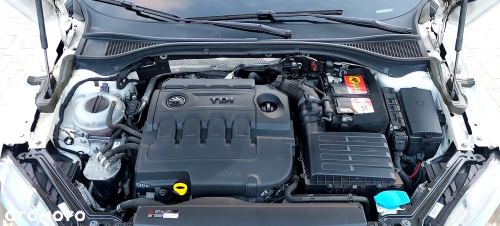 Skoda Superb 2.0 TDI Style - 17