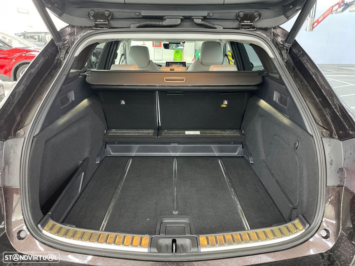 Toyota Corolla Touring Sports - 11