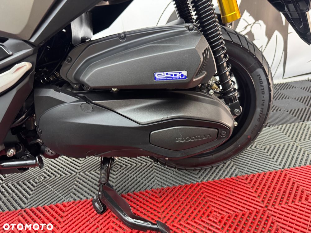 Honda ADV350 - 17