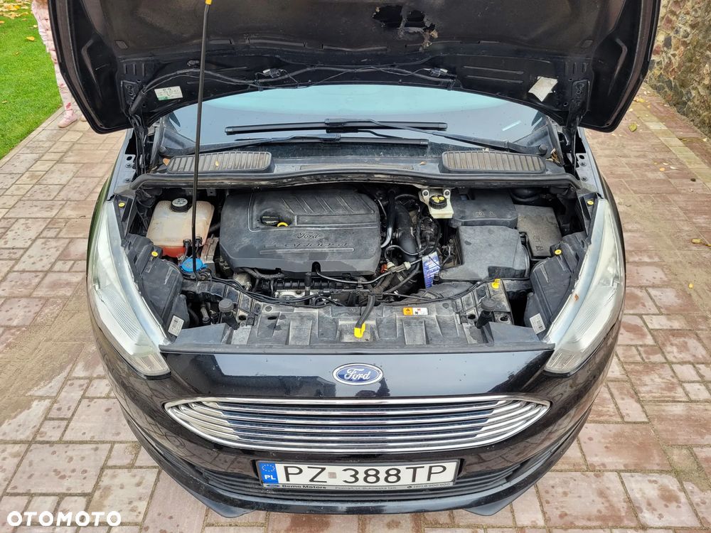 Ford Grand C-MAX - 20