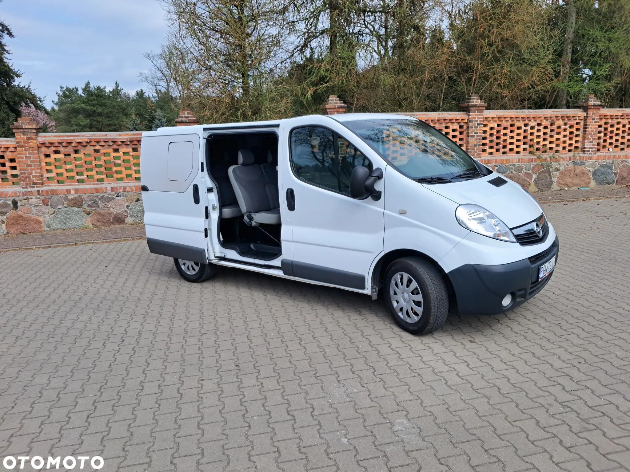 Opel Vivaro - 19