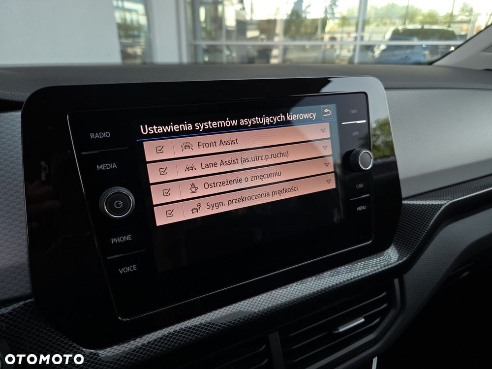 Volkswagen T-Cross - 21
