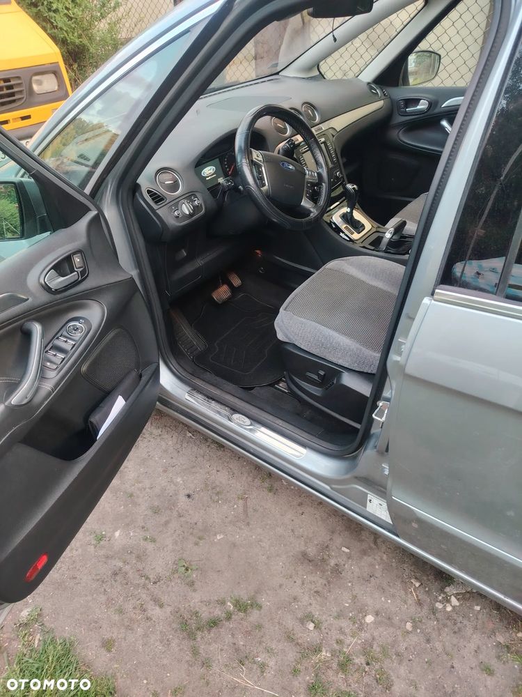 Ford S-Max - 9