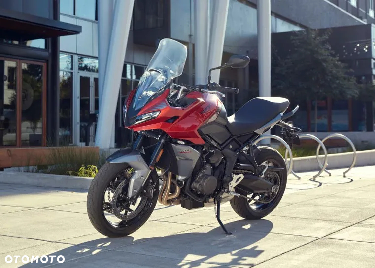 Triumph Tiger - 4