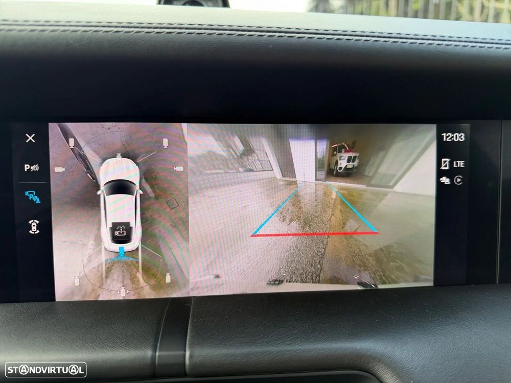 Porsche Taycan Turbo S - 17