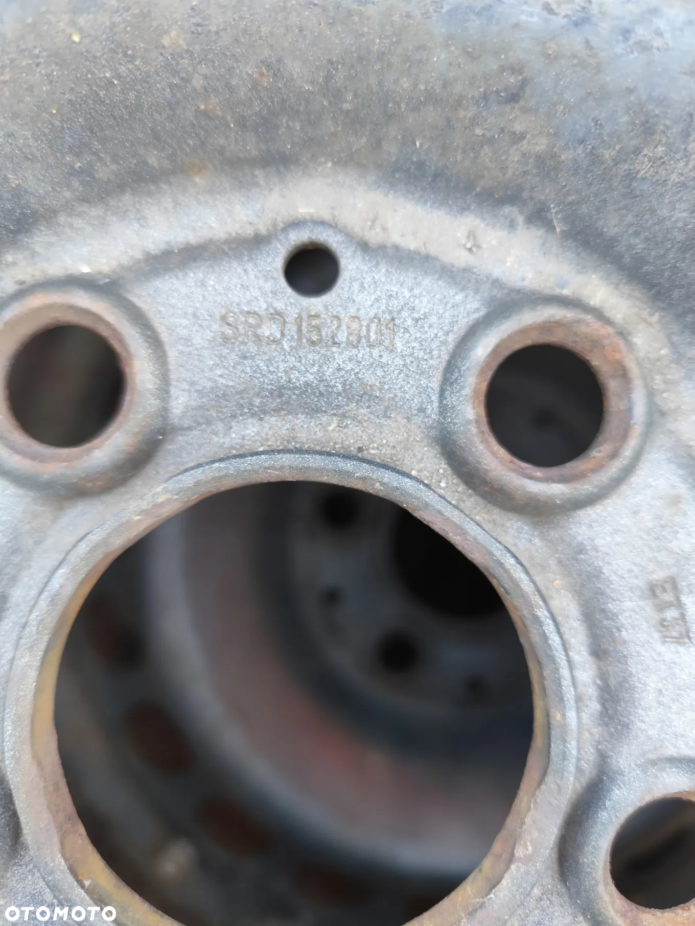 Mercedes-Benz E W124 Stalowe felgi 15 cali komplet 61/2jx15H2 ET37 - 3