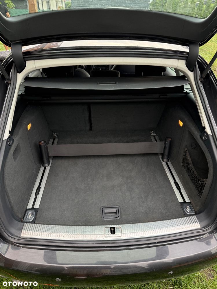 Audi A4 Avant 2.0 TDI - 11