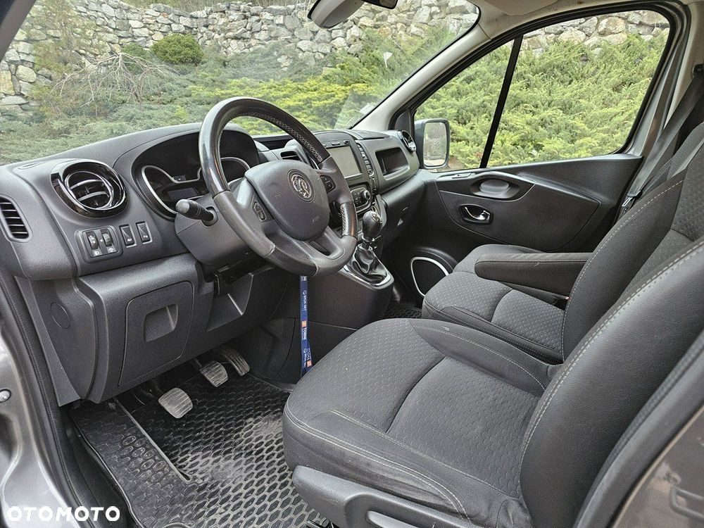 Opel Vivaro - 7