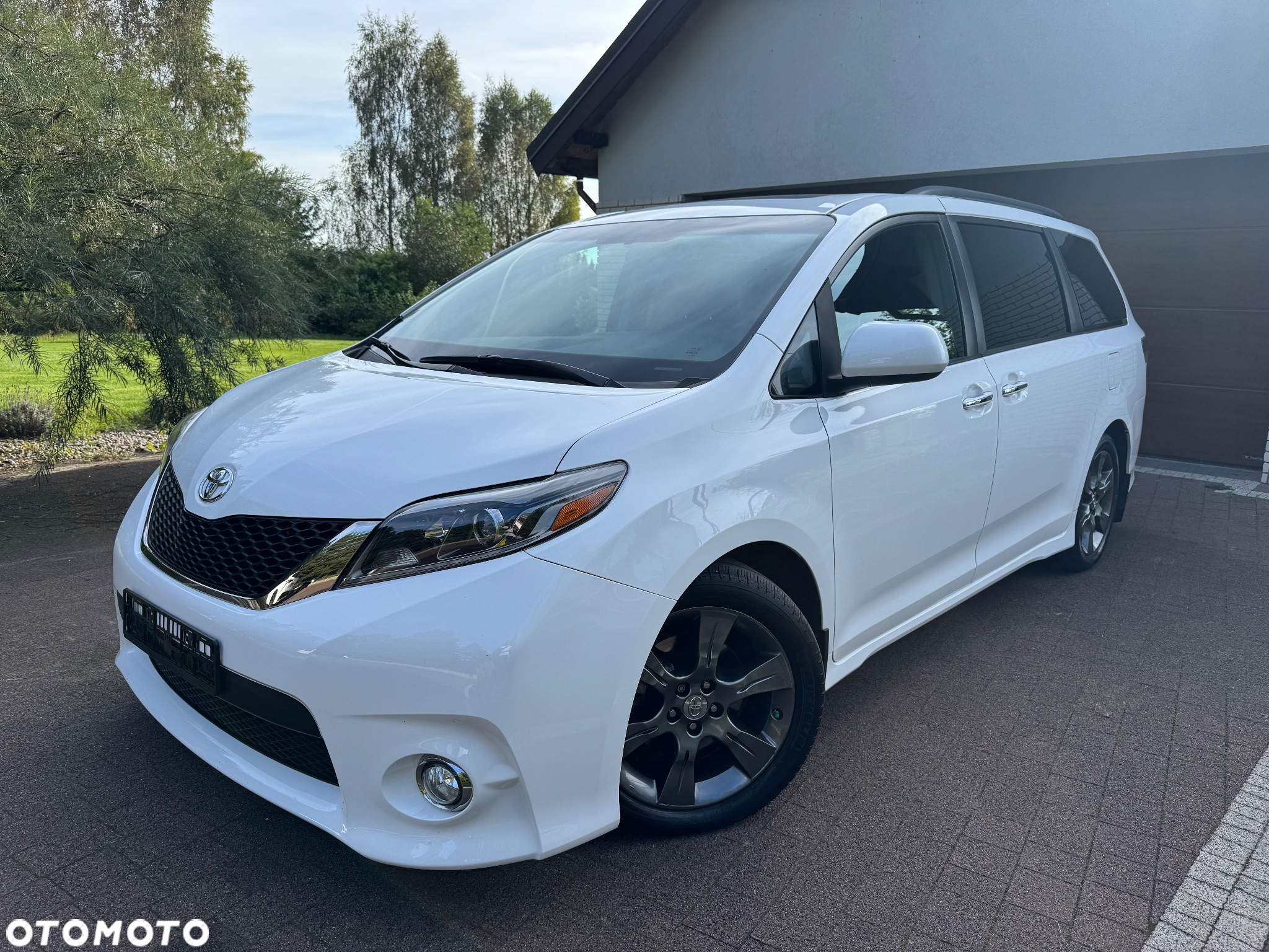 Toyota Sienna 3.5 V6 SE - 2