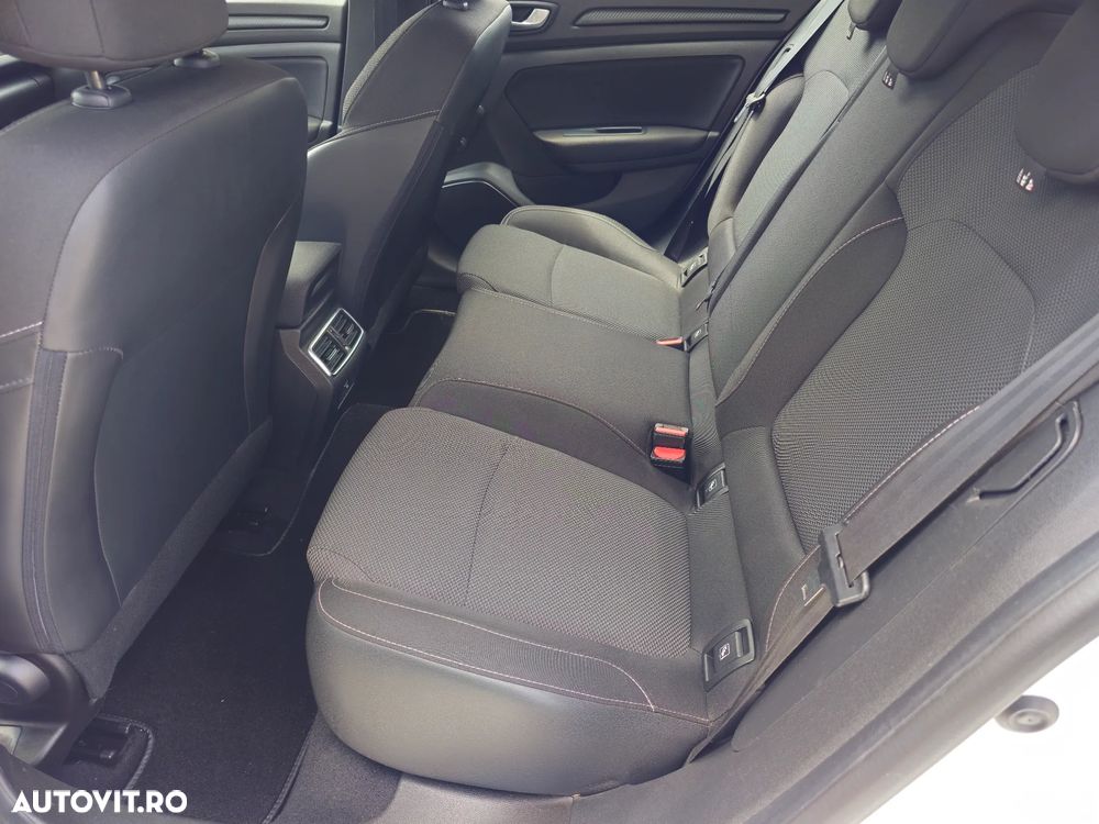 Renault Megane BLUE dCi Intens - 17