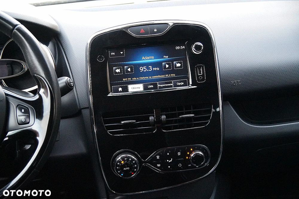 Renault Clio 1.2 16V 75 Experience - 14