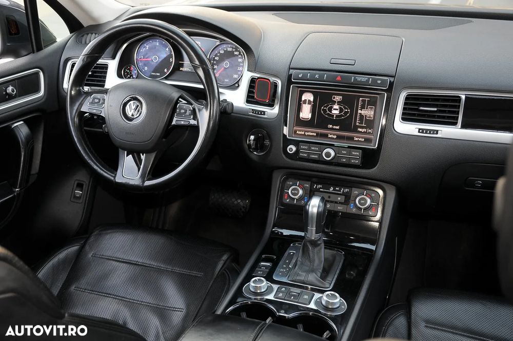 Volkswagen Touareg - 9