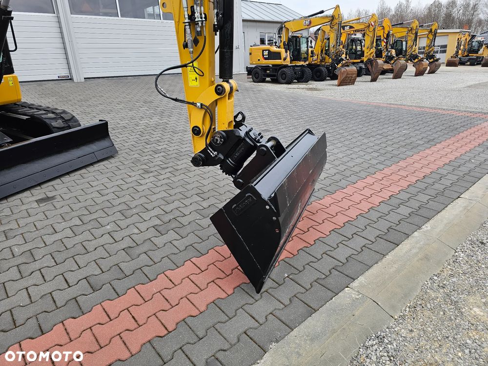 Caterpillar 305 E2 - 24