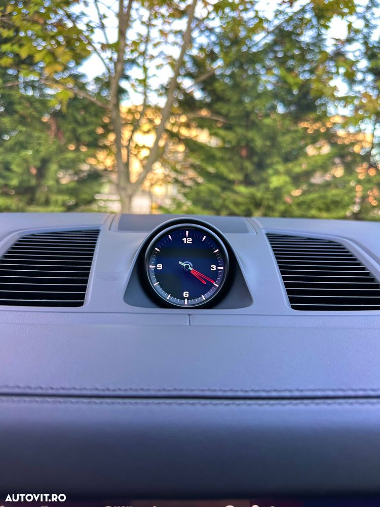 Porsche Cayenne E-Hybrid Tiptronic S Platinum Edition - 18