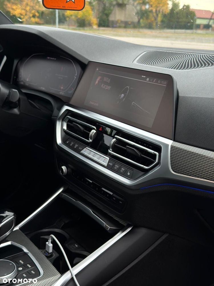 BMW Seria 3 M340d xDrive mHEV sport - 26