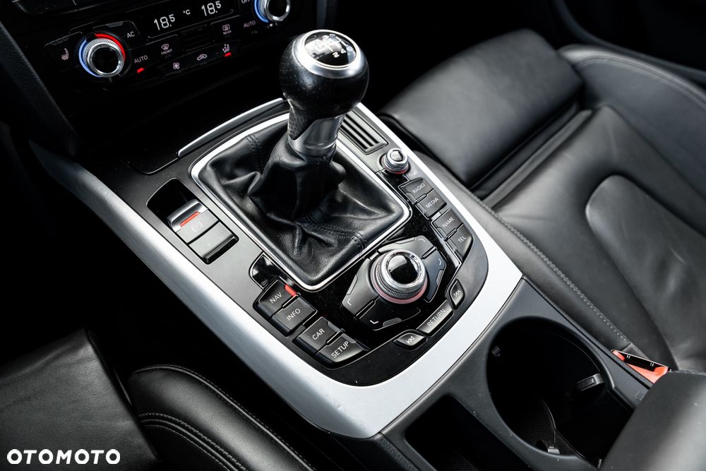 Audi A4 Avant 3.0 TDI DPF quattro S line Sportpaket - 35