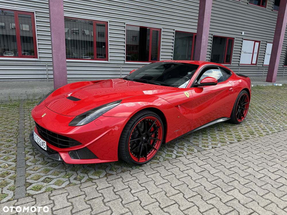 Ferrari F12berlinetta - 9