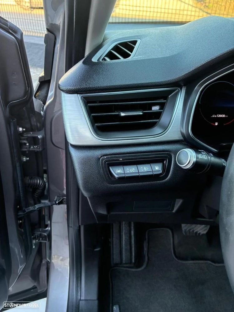 Renault Captur - 13