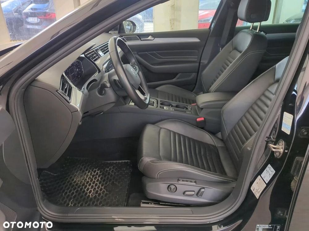 Volkswagen Passat Variant - 7