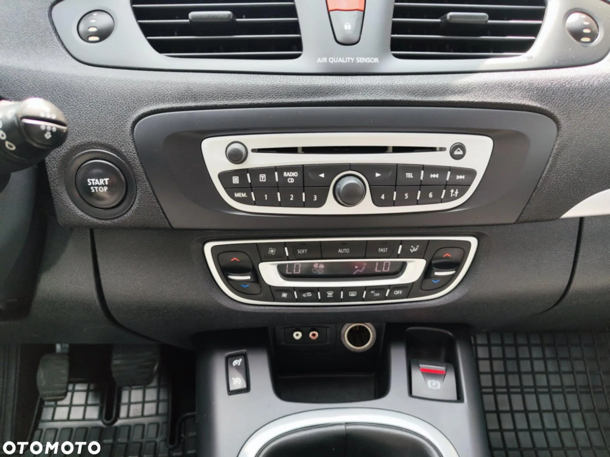 Renault Scenic 1.5 dCi Dynamique - 27