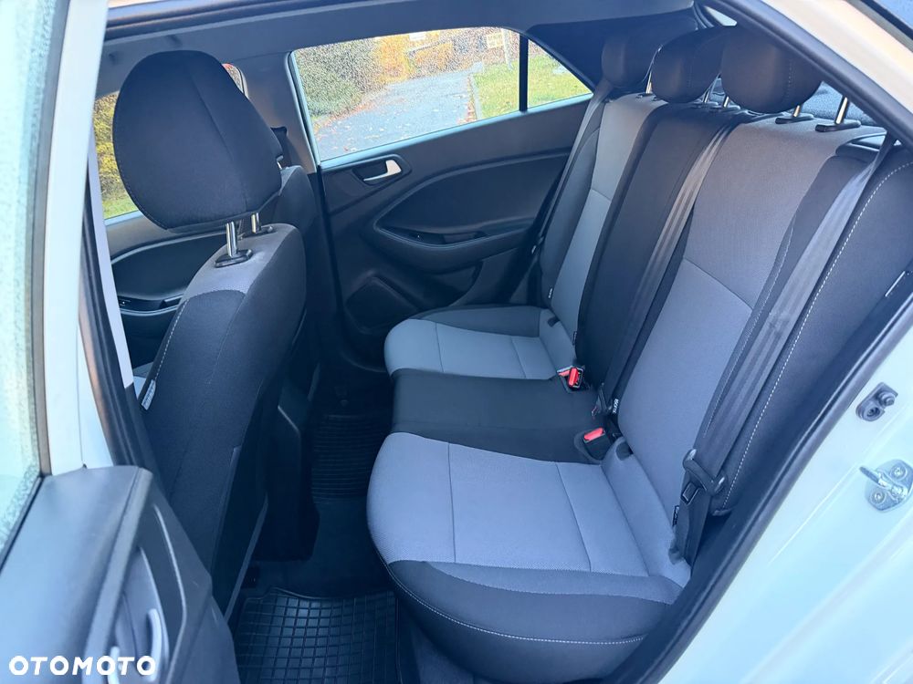 Hyundai i20 blue 1.0 T-GDI Passion Plus - 38
