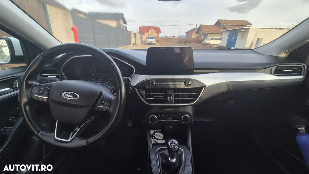 Ford Focus 1.5 EcoBlue Titanium - 13