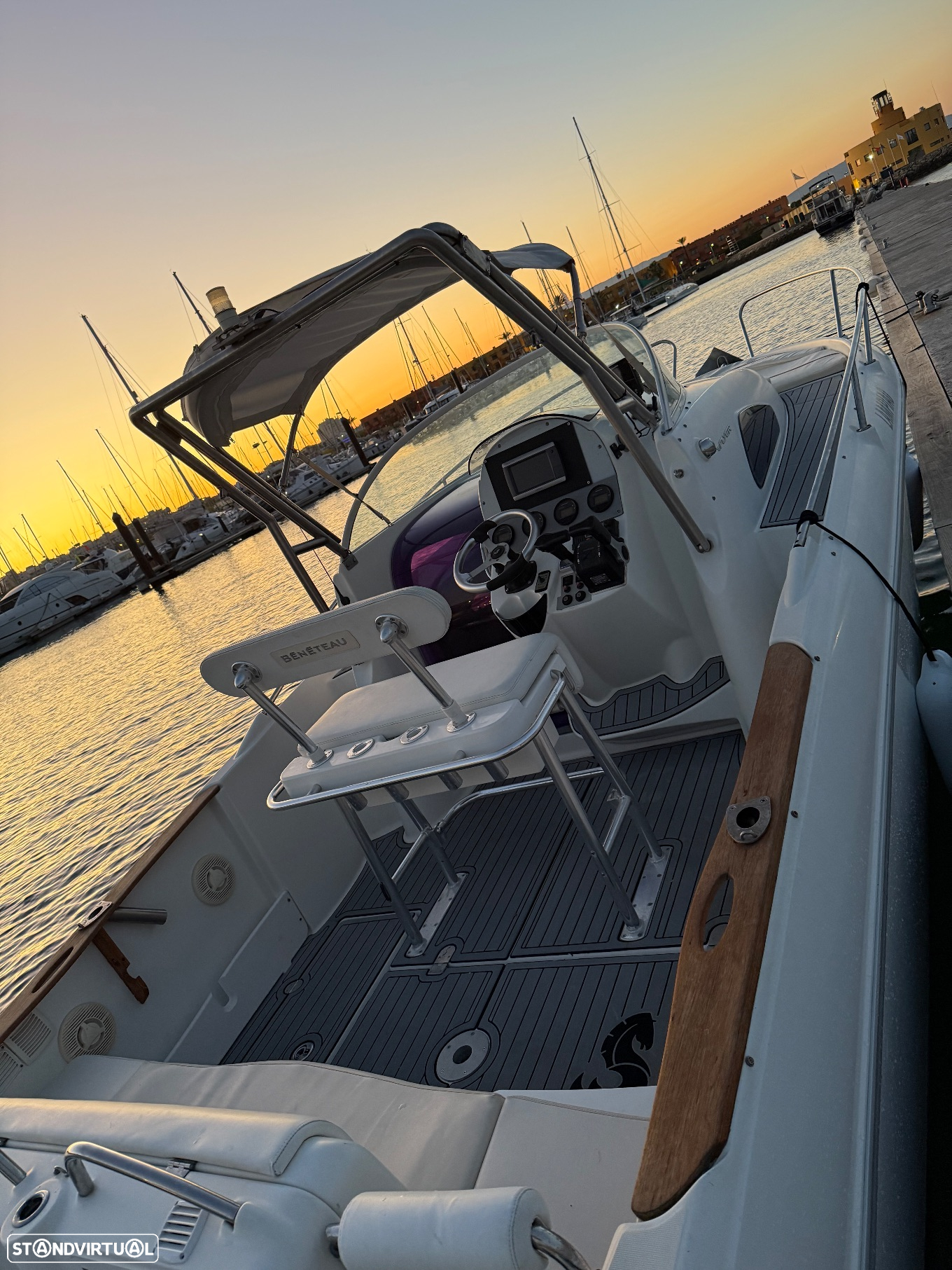 Beneteau Flyer 750 WA - 5