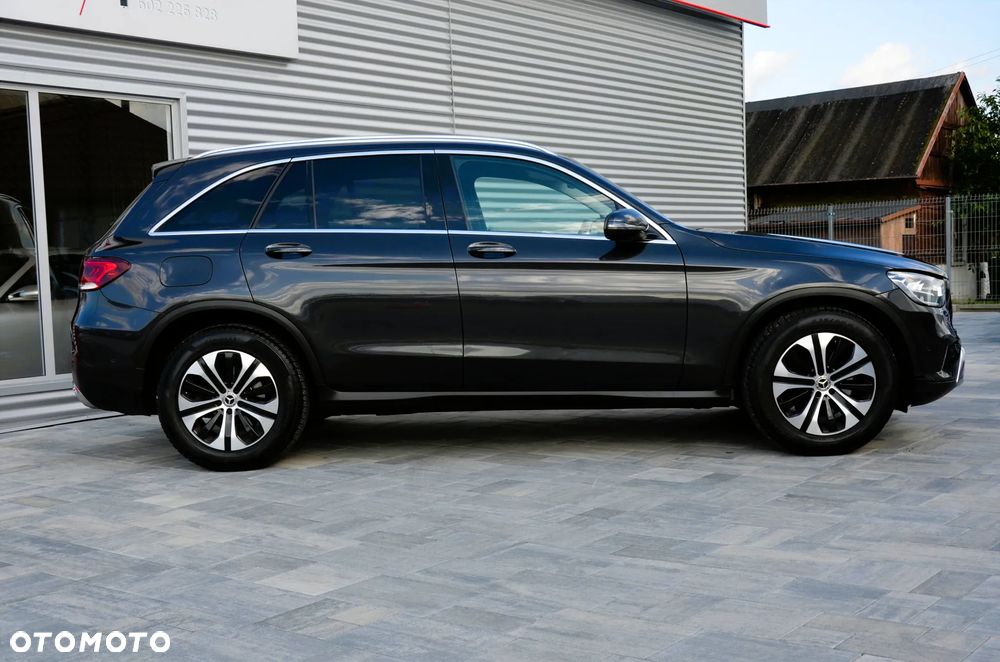 Mercedes-Benz GLC - 6