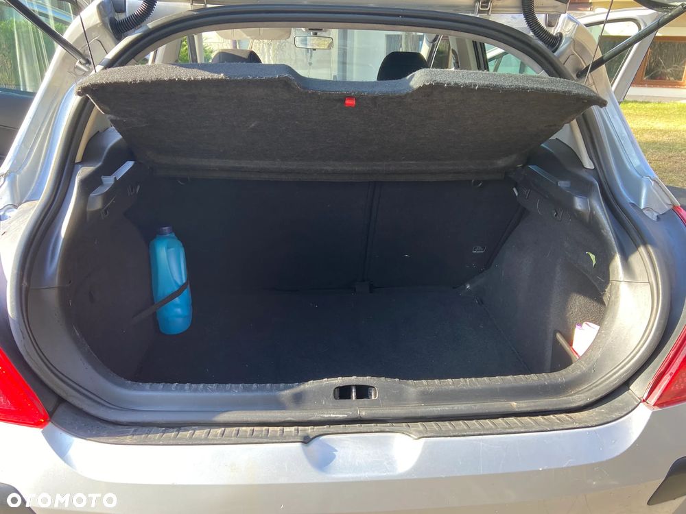 Peugeot 308 1.6 HDi Trendy Navtech - 1