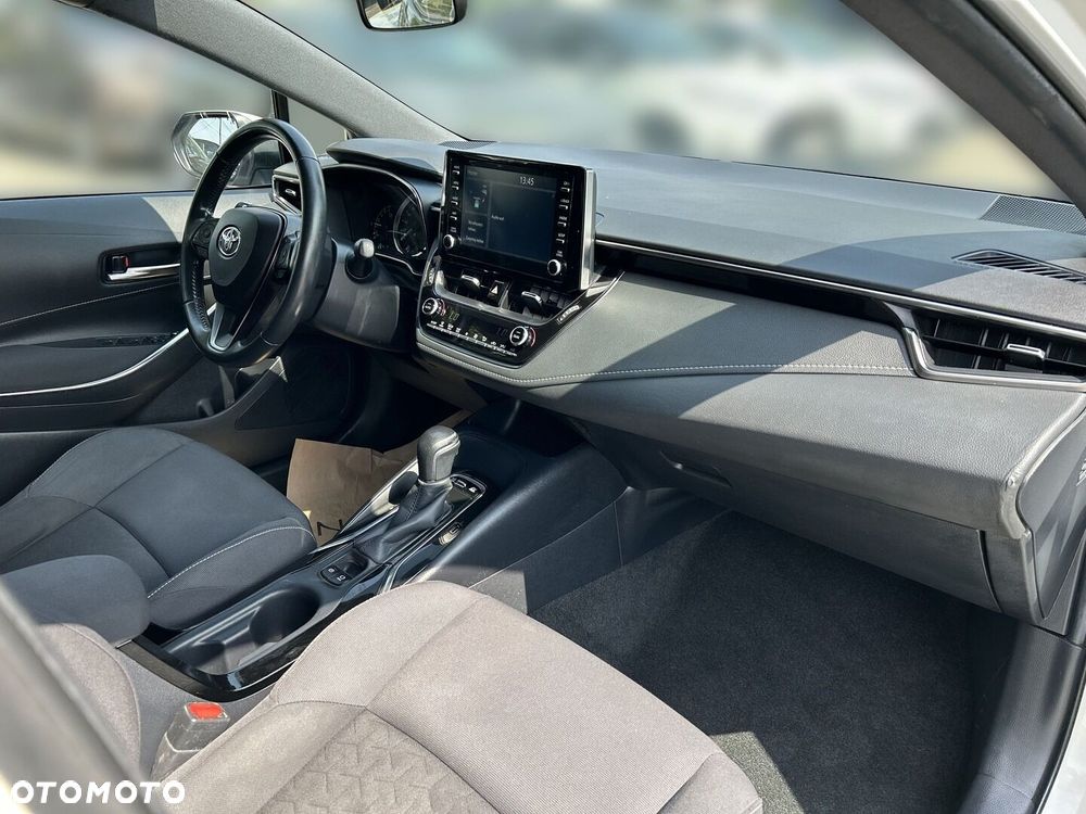 Toyota Corolla 1.8 Hybrid Comfort - 18