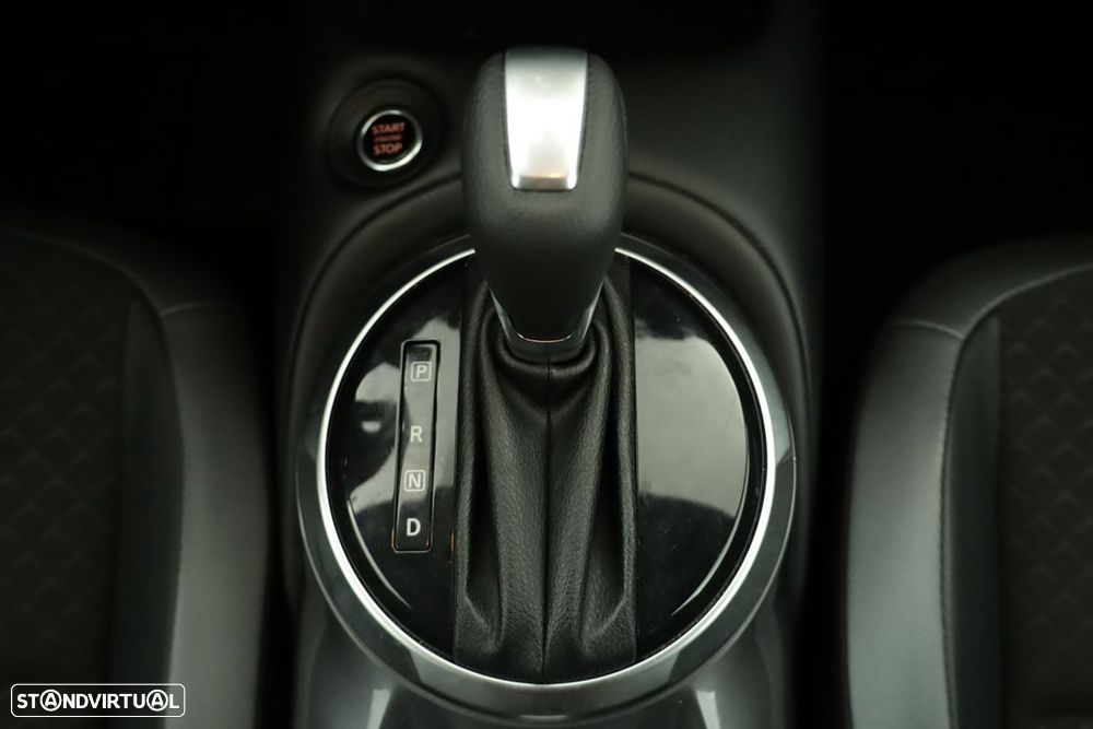 Nissan Juke 1.0 DIG-T N-Connecta DCT - 14