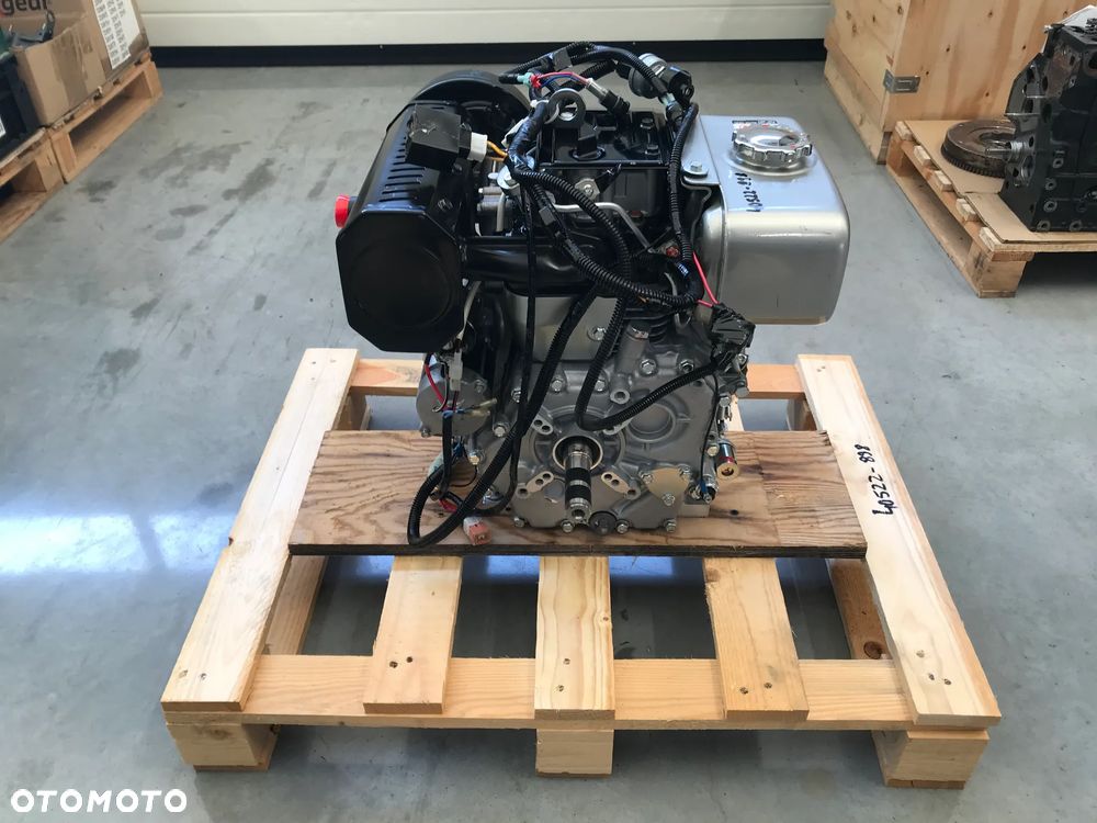 SILNIK KUBOTA OC60-E4 OC60 E4 4.5KW 0.276L 5690NETTO - 4