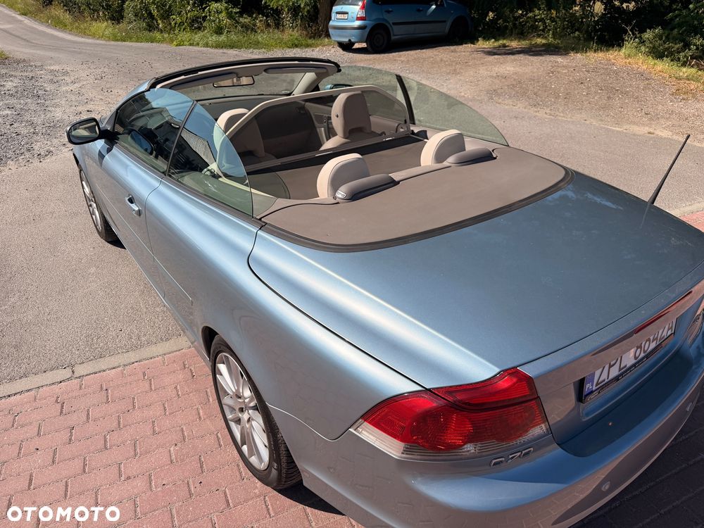 Volvo C70 - 12
