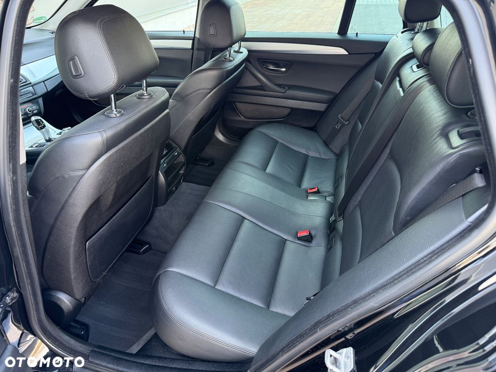 BMW Seria 5 520d xDrive - 20