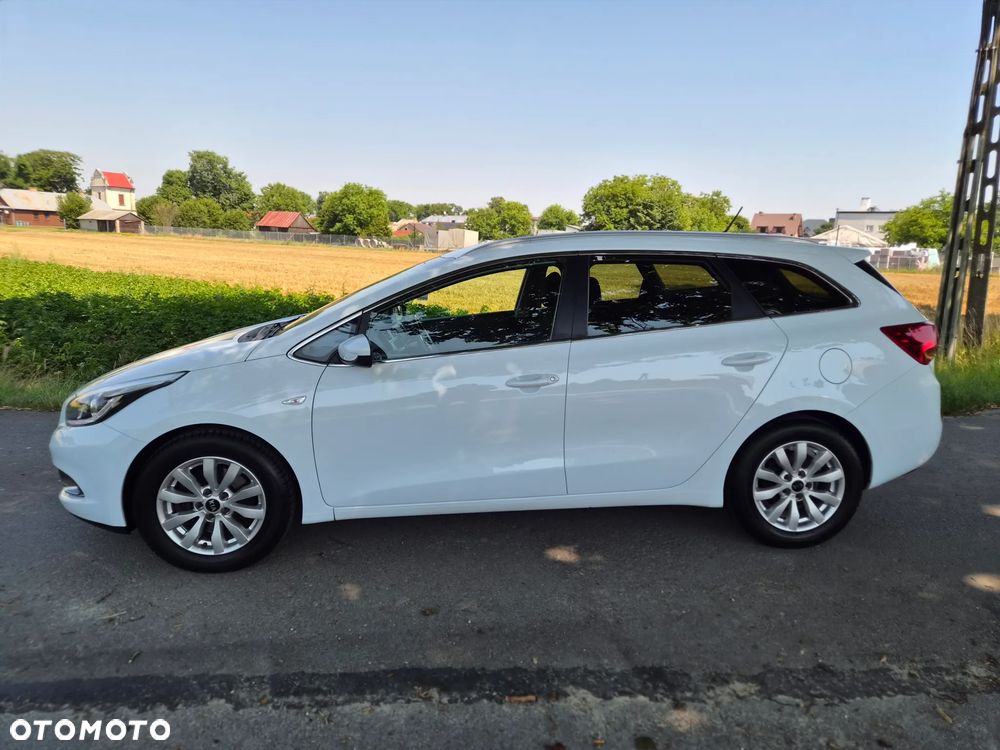 Kia Ceed 1.6 GDI Platinum Edition - 8