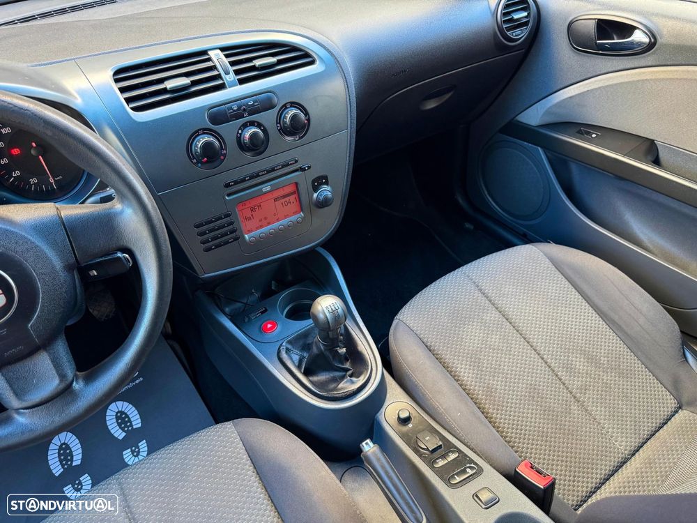 SEAT Leon 1.9 TDi Sport Up - 29