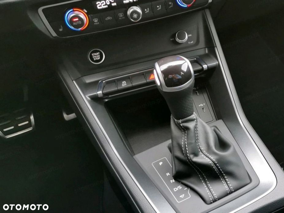 Audi Q3 35 TFSI S tronic - 13