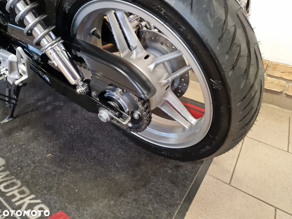 Honda CB - 19
