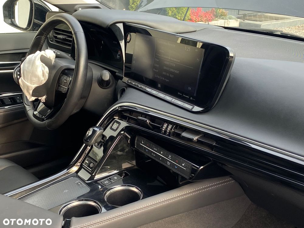 Toyota Mirai - 12