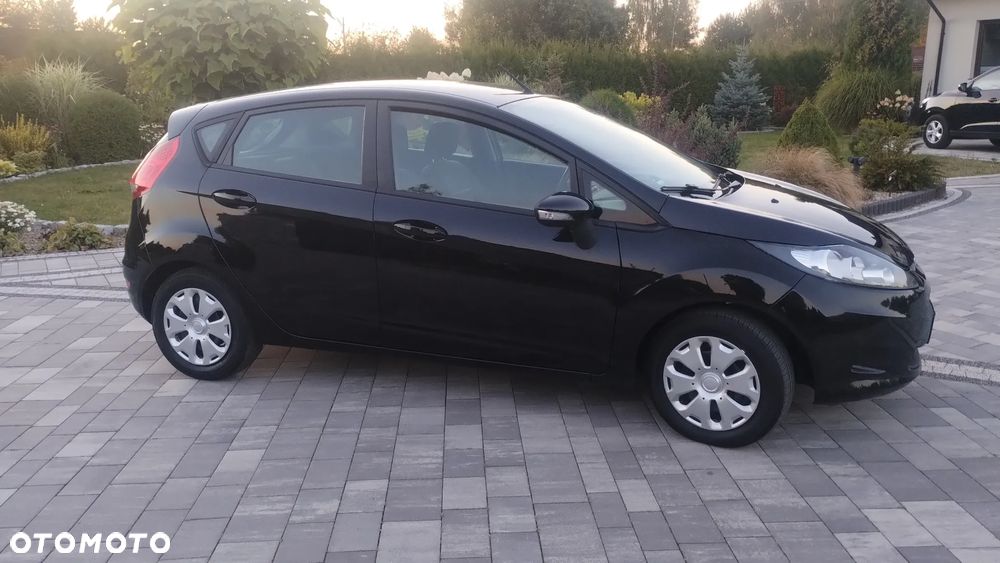 Ford Fiesta 1.25 Champions Edition - 4