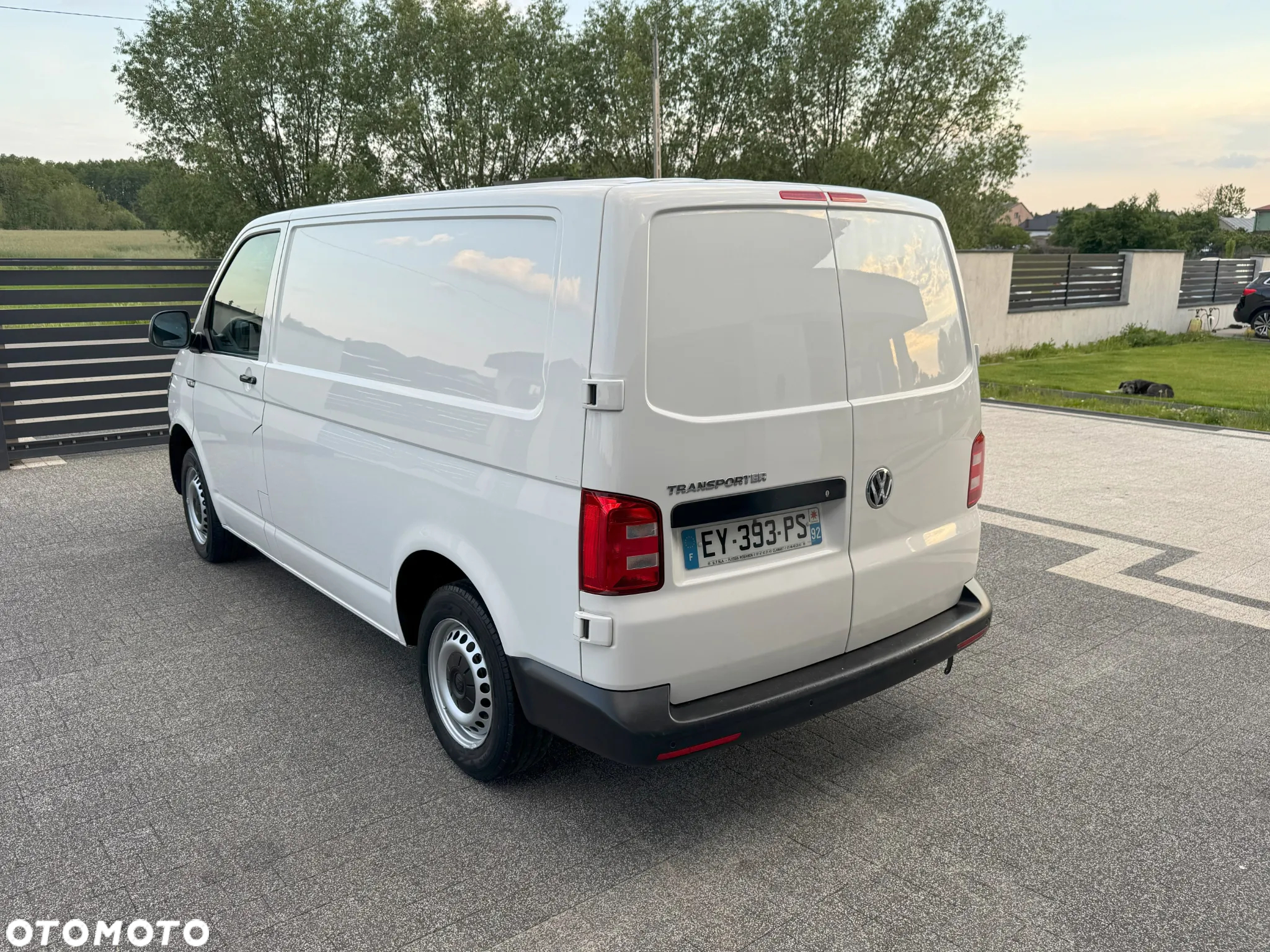 Volkswagen Transporter - 12
