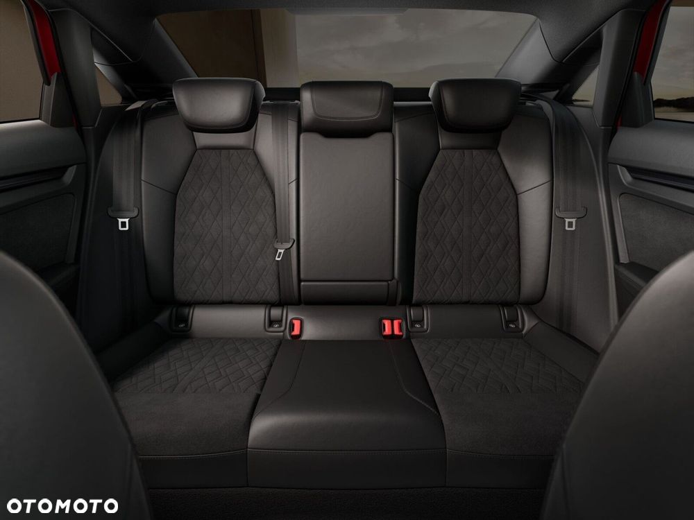 Audi RS3 Limousine - 8