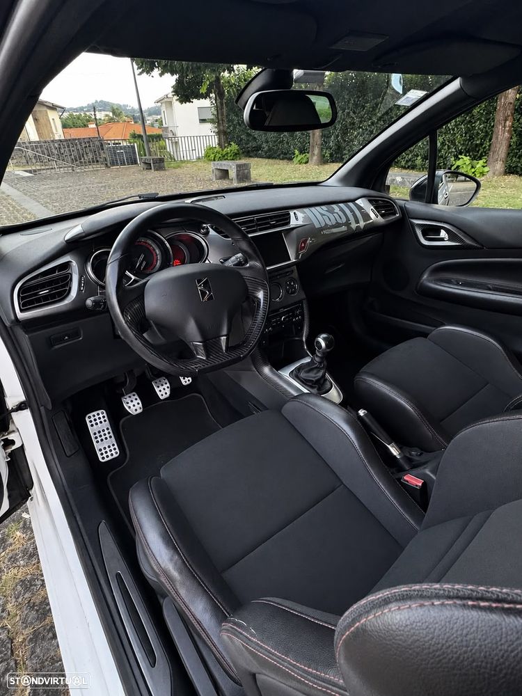 Citroën DS3 1.6 THP Racing - 8