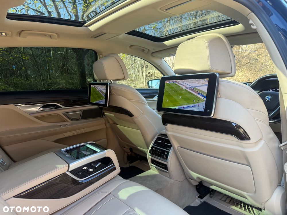 BMW Seria 7 730Ld - 12